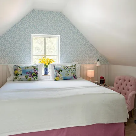 The Hedgehog-uk46923 Newby Bridge